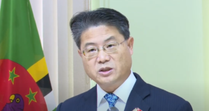 22 students from the Dominica State College receive scholarships from the Chinese Embassy