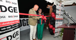 Big Edge Financial Express officially opened its new building on the weekend.