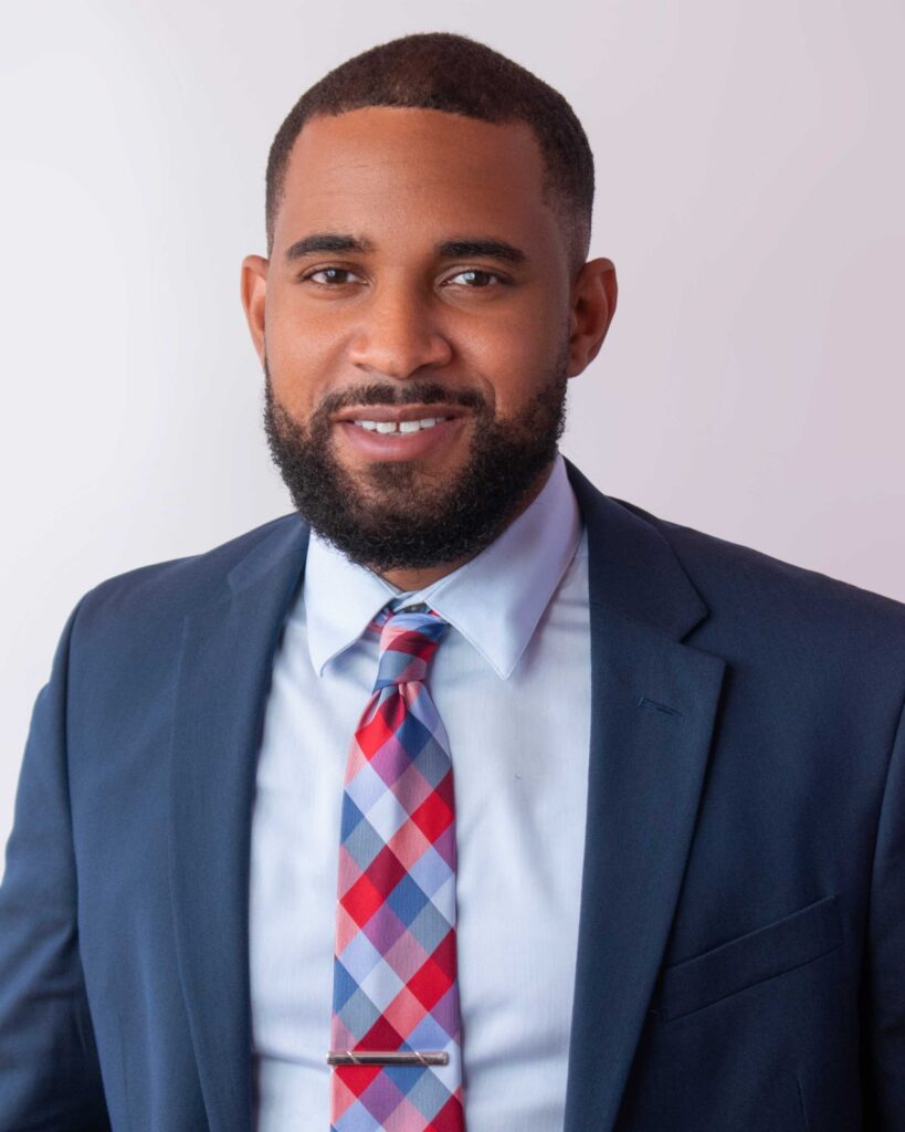 Phillip-Roll-Feature-1-819x1024