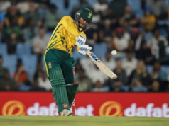 De Kock Century Powers South Africa to Series Win Over West Indies