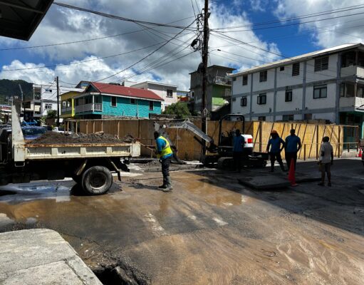 DOWASCO Carrying Out Emergency Repairs on Damaged Main Supply Line on Independent Street